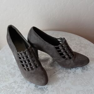 Impo Gray Heeled Shoes with Woven Detail